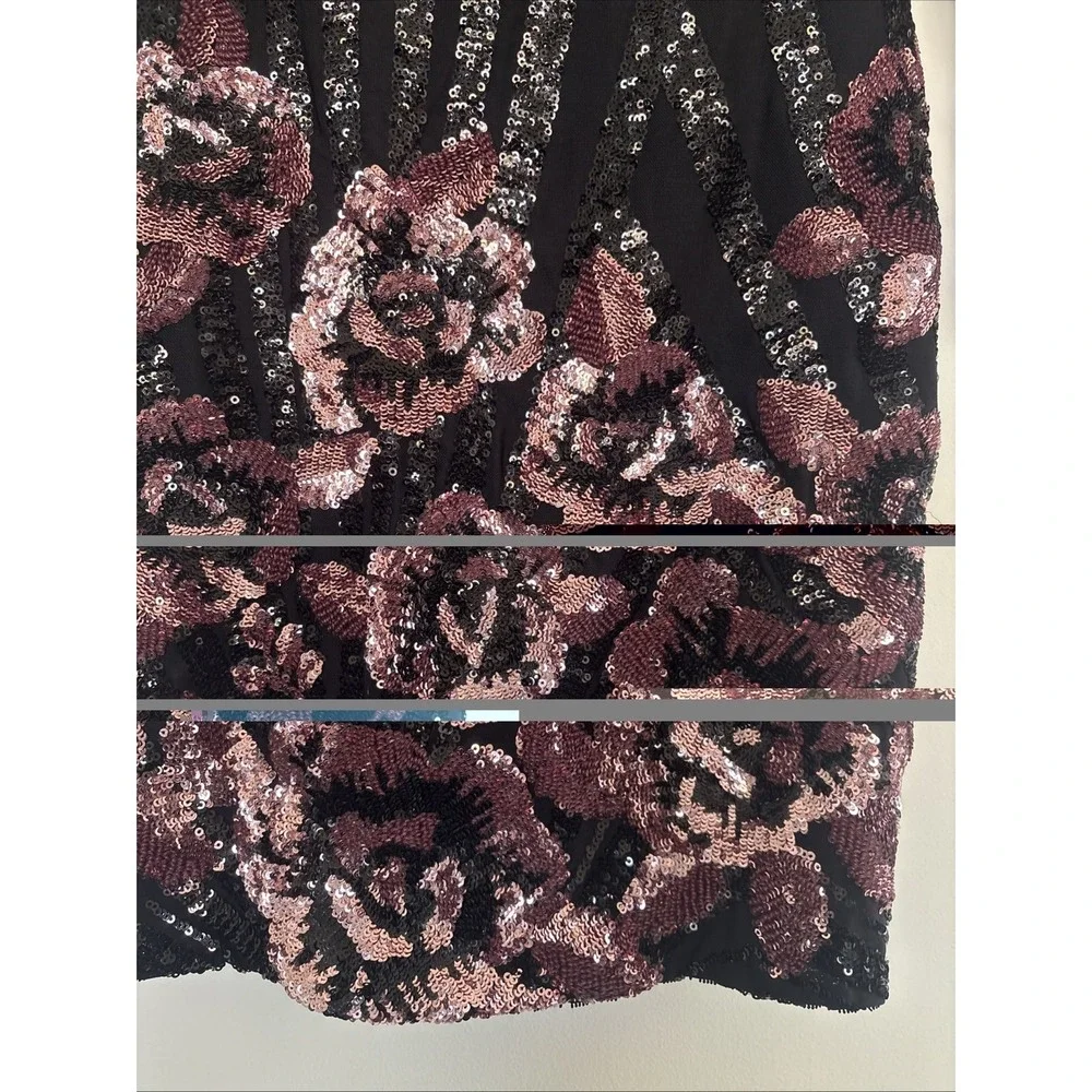 Black dress with black and pink sequins Size S